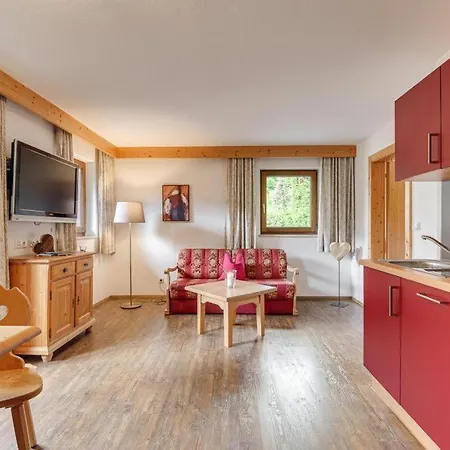 Apartamento In With A Shared Wellness Fügen